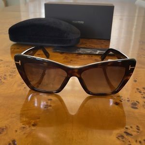 Tom Ford Wyatt Sunglasses - NEW